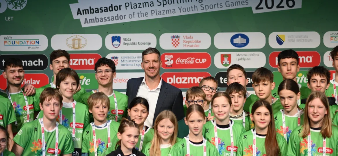 2798700.max-1280x1280.format-webp